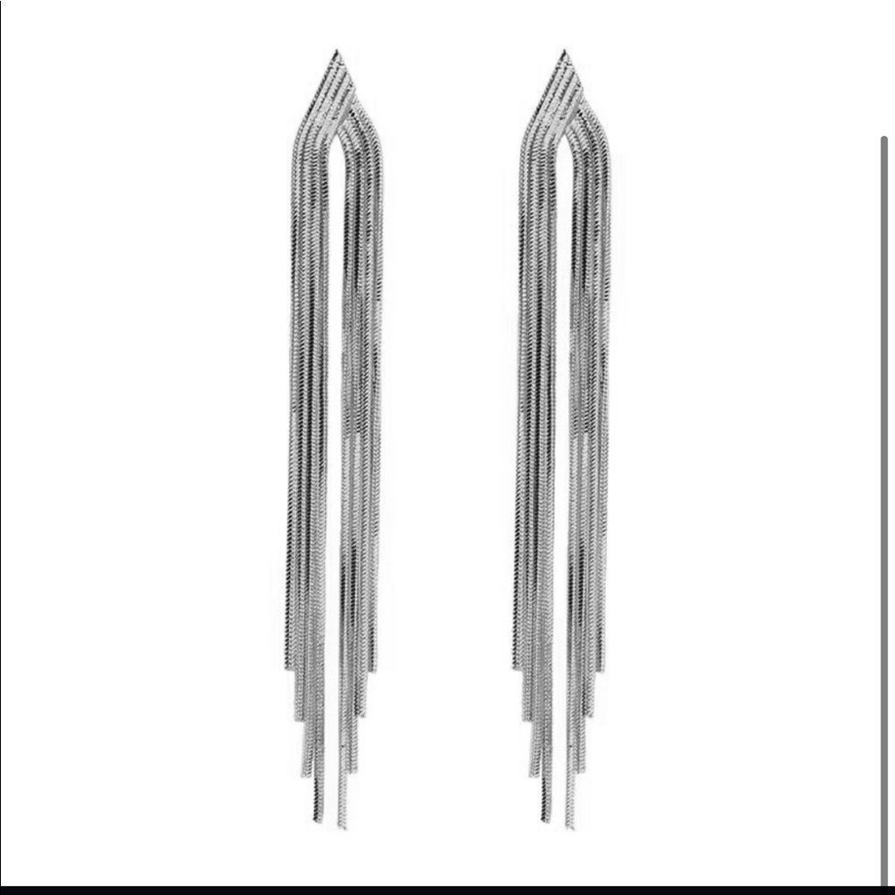Elegant Long tassel Studded Earrings - Picture 3 of 3